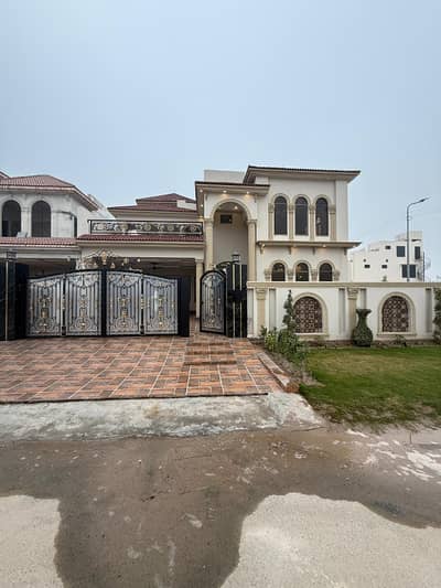 SECTOR H KANAL CORNER HOUSE WITH BASEMENT