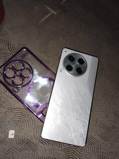 Camon 30 Lush Condition 10/10 12/256