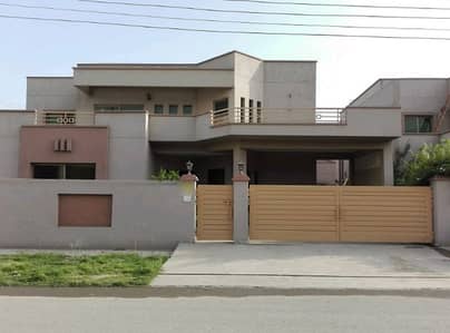 1 Kanal Beautiful Brigadier House For Sale.