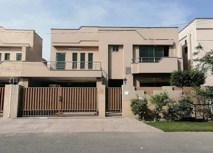 10 Marla 4 Bedrooms House For Sale