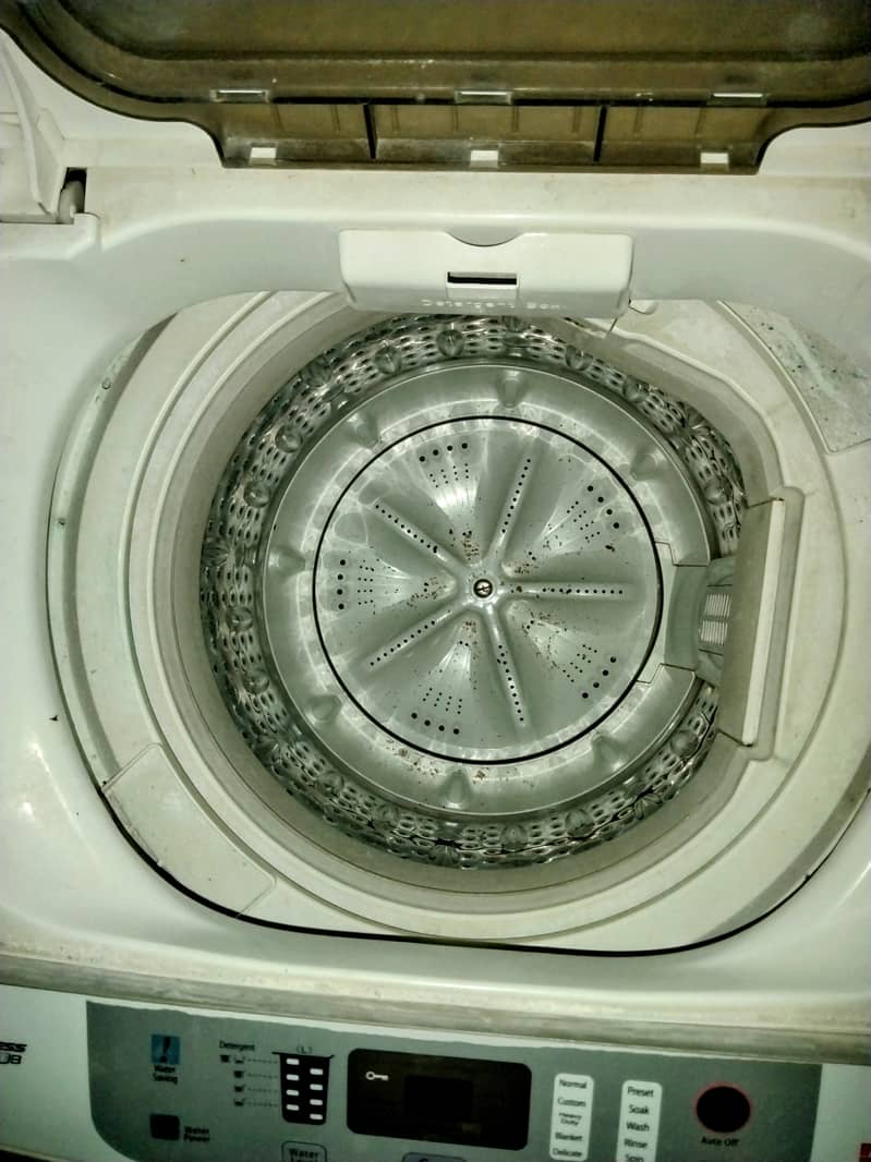 Dawlance automatic washing machine 0