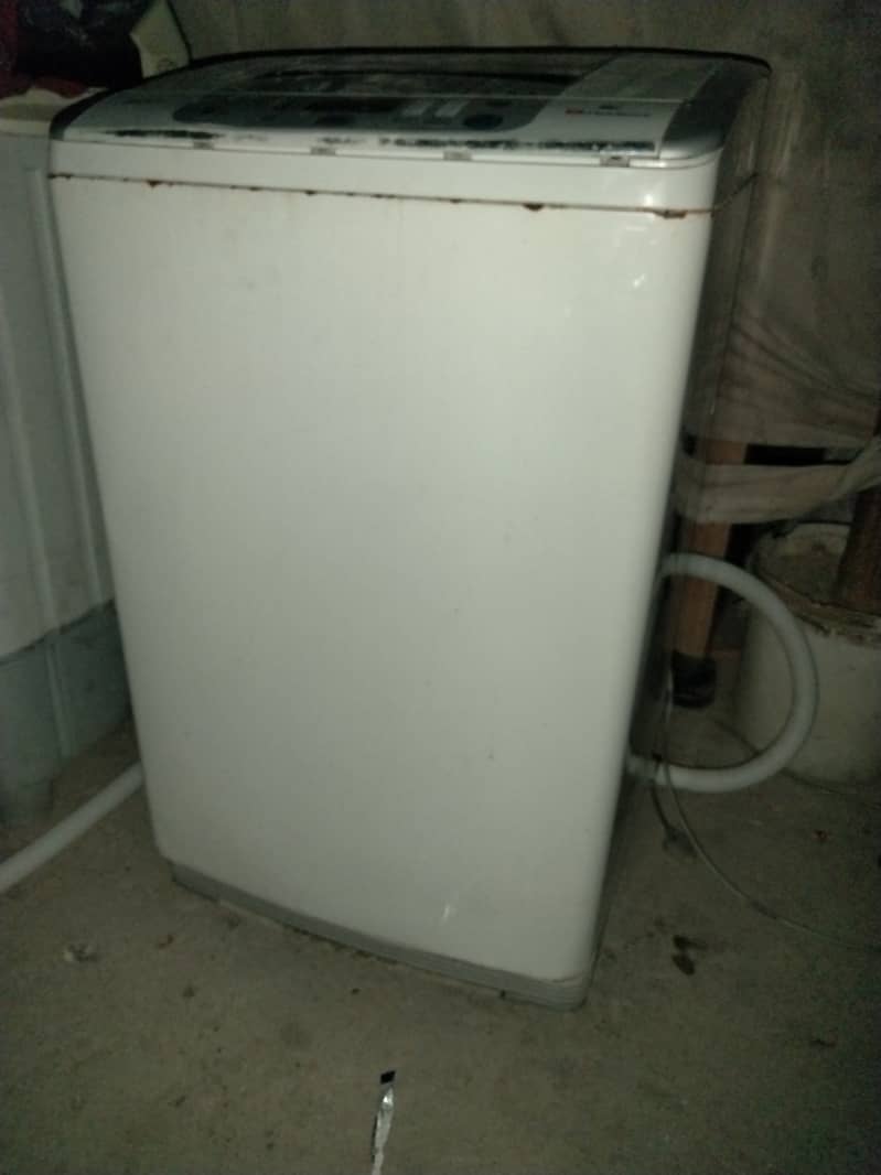 Dawlance automatic washing machine 4