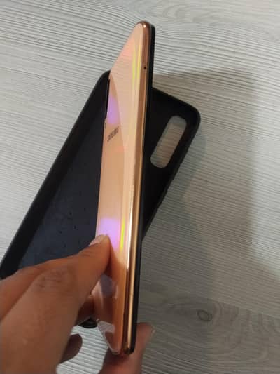 Samsung A70 panel change box available