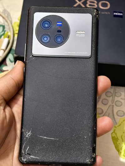 Vivo X80 complete box