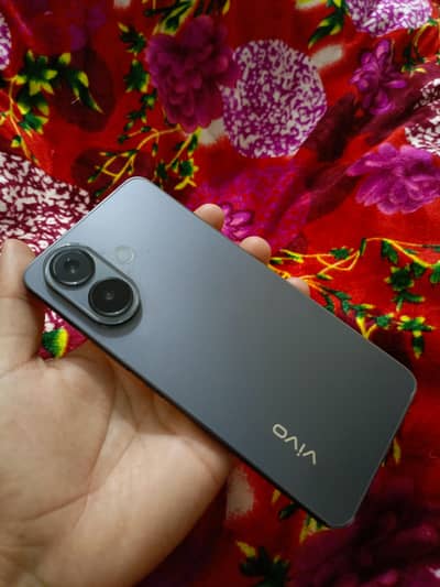 Vivo V60 lite 4G 8+8/ 256GB  10/10 only 1 month use VIP Mobile Ful box