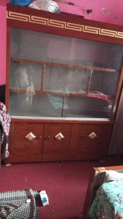 I am selling my furniture just 15 days use