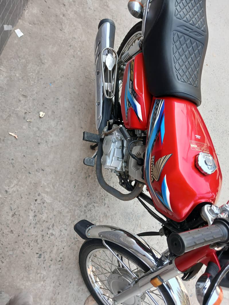 125. . . . . . . . . . . . . . . . . 6