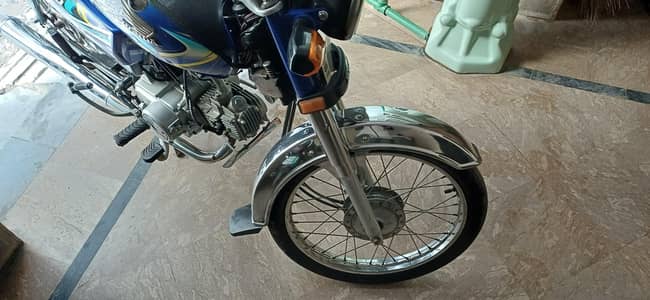 model 2023 sticker 2024