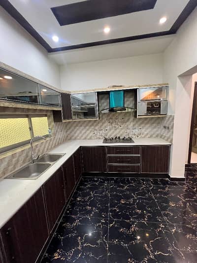 1 KANAL BRAND NEW HOUSE FOR RENT VALANCIA TOWN