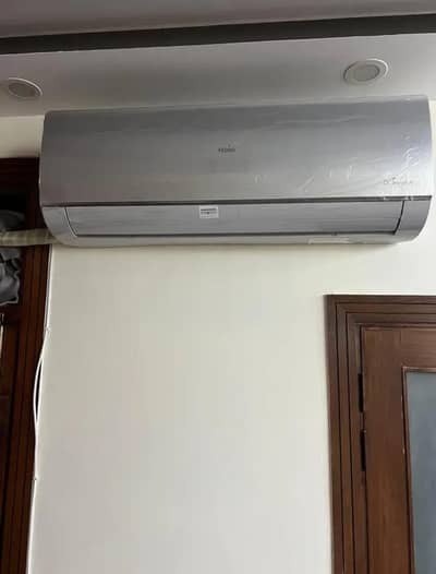 Haier 1.5 ton inverter Ac like brand new 2025 model warranty card avai