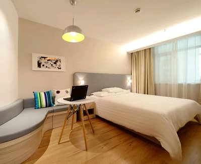 Spacious 500 Square Feet Flat Available For Sale In Bahria Town - Sector C