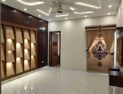 Ready To Buy A House 1 Kanal In Bahria Town - Sector C