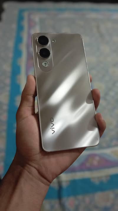 Vivo Y04 /Adjustable Price  10/10 condition  | Pta proved/[8 /128 ] .