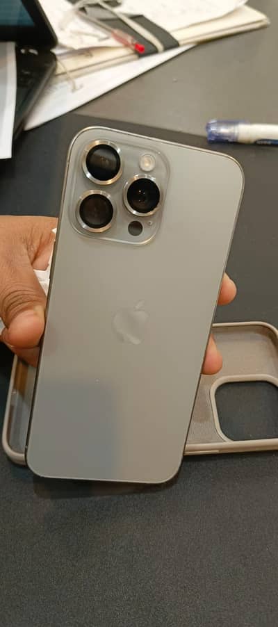 Apple iPhone 15 Pro Max