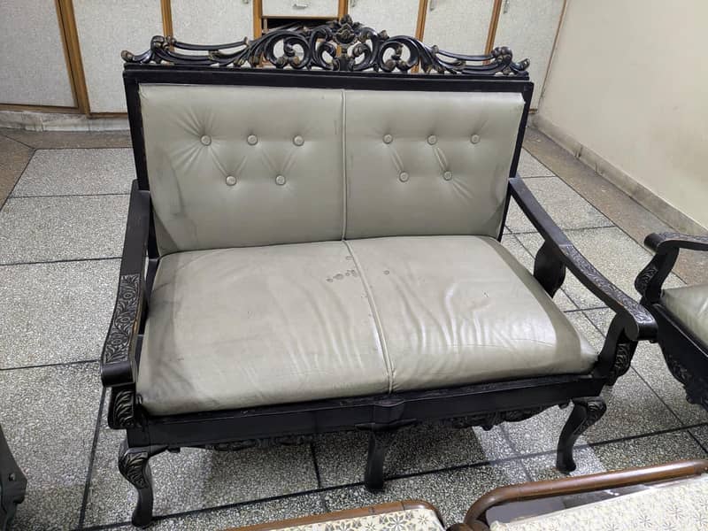 Chinioti Sofa Set 3+2 1