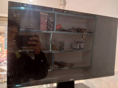 Dell LED 22 inch boarders Less