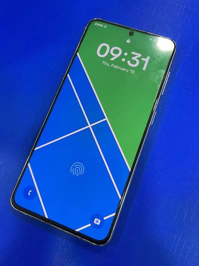 Samsung Galaxy S21 5G Samsung Galaxy S21 5G – Like New – Great Deal