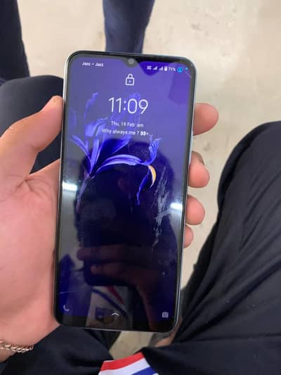 Vivo Y21 with box and charger