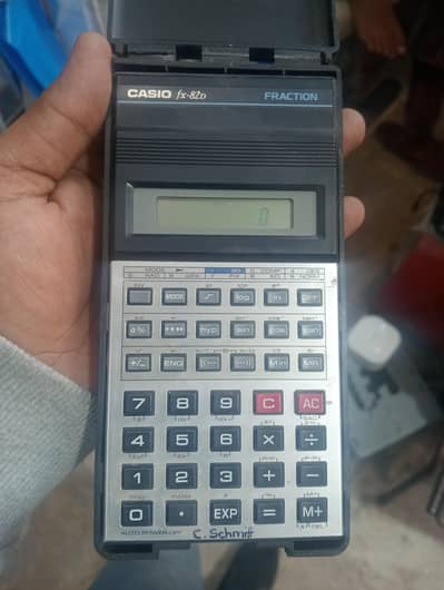 Casio fx-82D vintage calculator