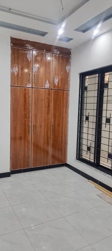 5 Marla flat for bachelor available for rent in jubilee Town Lahore