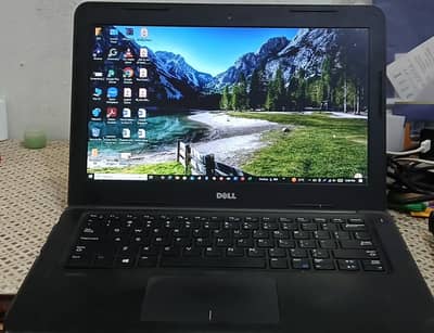 Dell i3 , 6 Generation , 4Gb Ram, 128 SSD