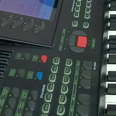 korg Gem wk 4 piano professional keyboard woofer speakers 61 key