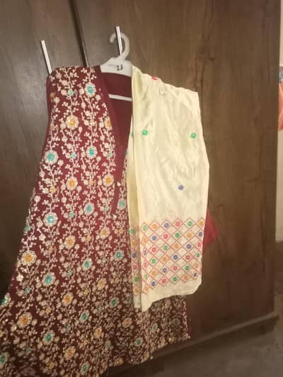 pic ma dakh Sakta h or b design Mila jay ga