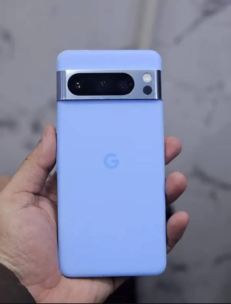 Google pixel 8 pro 1