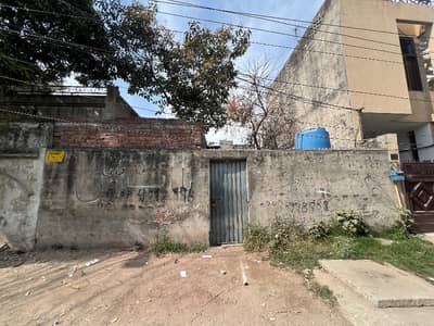 7 Marla plot for sale in Johar town block E