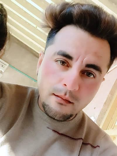 LOOKING FOR PHARMACY TECHNICIAN-FULL TIME