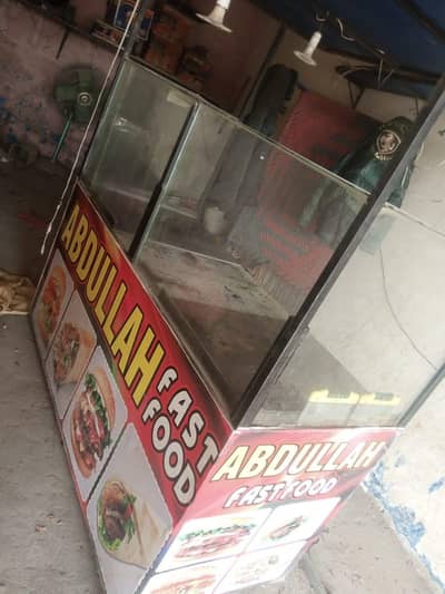 burger shawarma counter