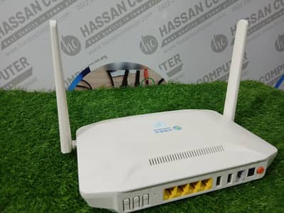 XPON (GPON & EPON) Dual Band (2.4G & 5G) Fiber Routers look like new
