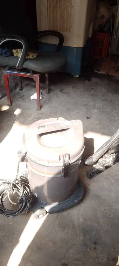 Good condition  vacuum cleaner