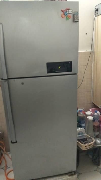fridge in good condition