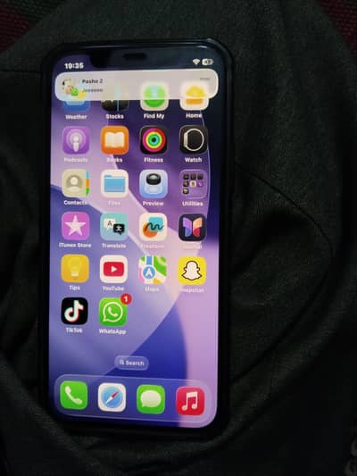 iphone 12_____  84% batry helth