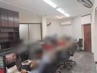 4 Kanal Commercial House For Rent Parking For 40 Cars 6 Bedroom 2 Big Hall Drowning Dining Room Tv Lounge For Multinational Companies