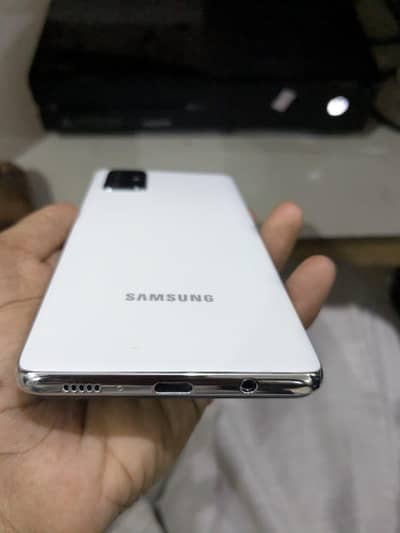 Samsung Galaxy A71  8/128 Exchange Possible