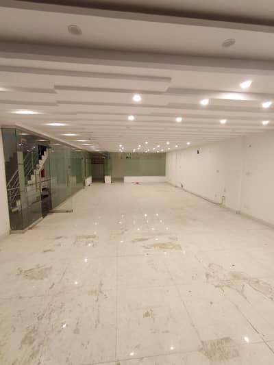 8 Marla Commercial Floor Best For Software house Online Work & Academy 3rd Floor Available For Rent Phase 3 DHA