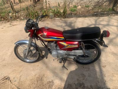 Honda 125 for sale  03285711004