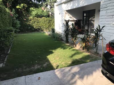 2 Kanal Beautiful Single Storey House 3 Bedroom Drawing Dining Room Kitchen Tv Lounge For Rent In Prime Location Of Cantt Lahore