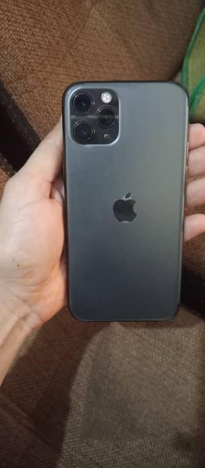 iphone 11pro , 256Gb space gray, 82% battery health