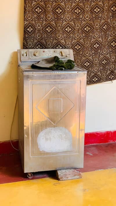 Old Washing Machine