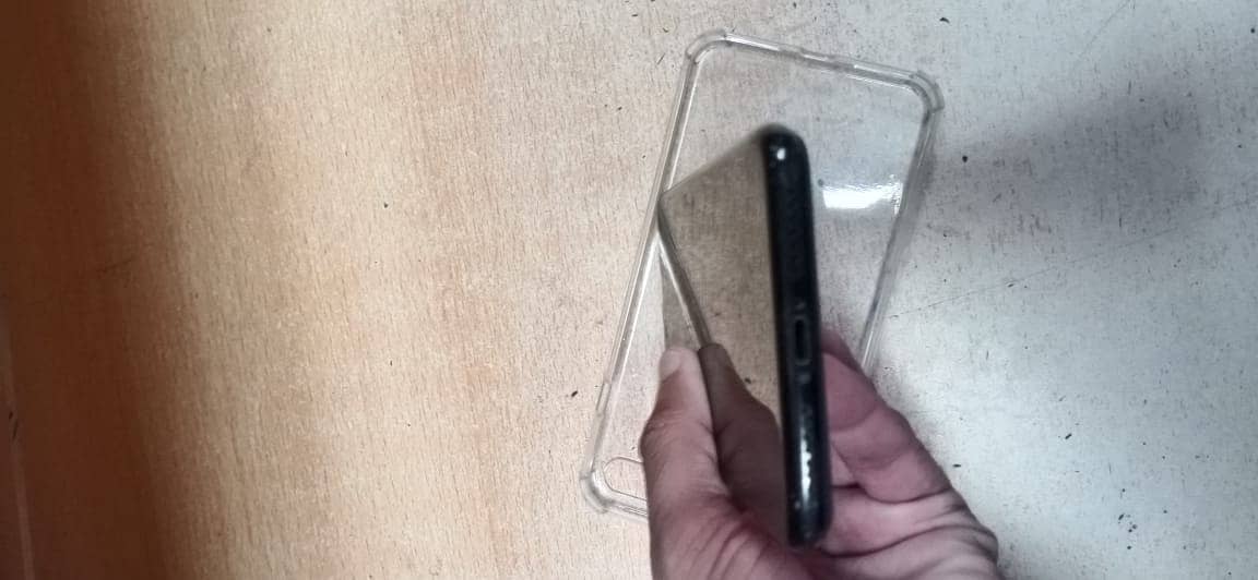 Apple iPhone 7 Plus 0