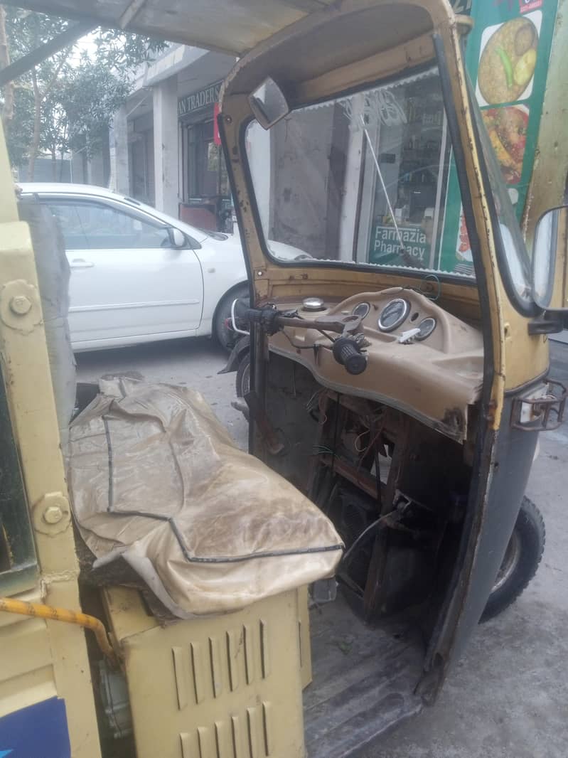 Auto loader Riksha 5
