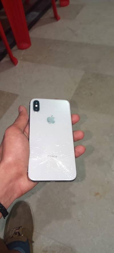 IPhone x non PTA all ok battery health 67% face ID ok GB 64 back damag