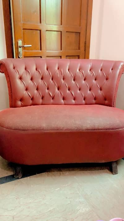 Bohat sasta peyara sofa