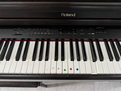 HP 530 digital piano
