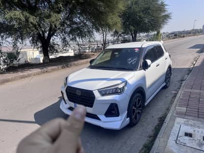 Daihatsu Rocky G (AWD - Auto key starter)