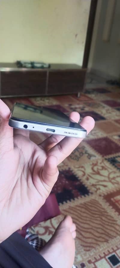 Infinix smart 9 mobile for sale 10by9 condition