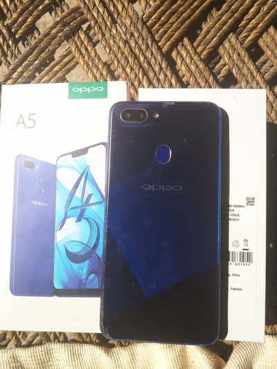 Oppo A5 front screen Break All ok 9\10 condition 4GB ram 32 strorage